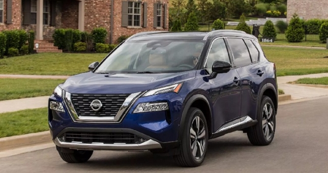 Nissan X-Trail 2021 mới ra mắt, giá chỉ từ 595 triệu đồng